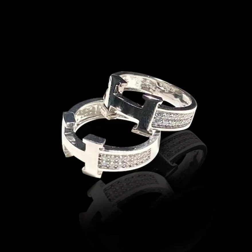 kim long diệp là địa chỉ bán nhẫn cưới uy tín