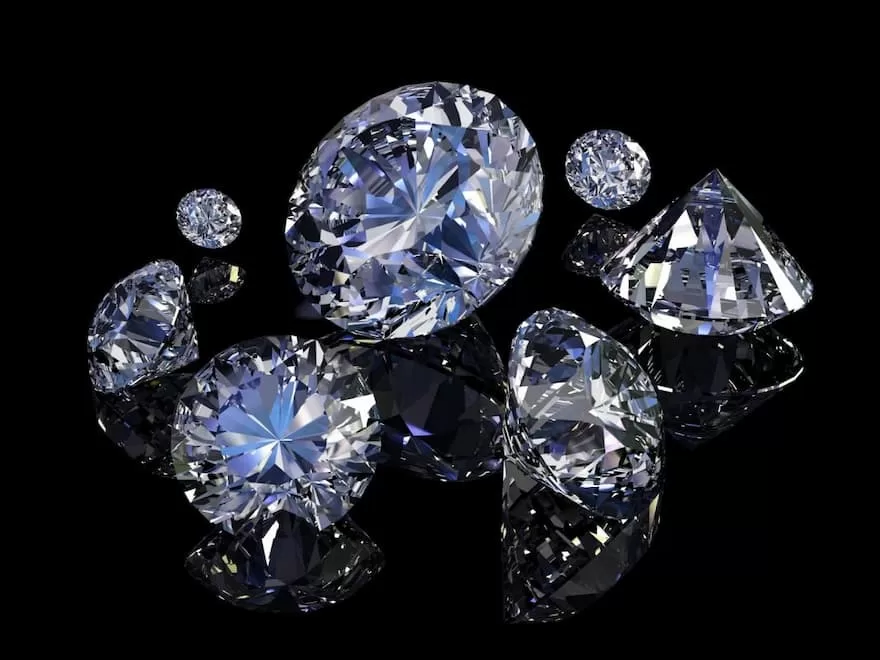 kim cương loại là đá quý được yêu thích nhất