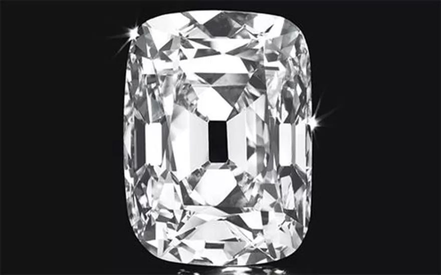 kim cương không màu thuộc nhóm có giá trị cao nhất