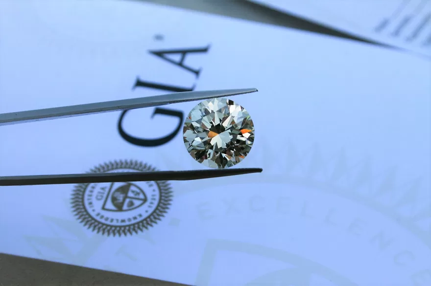 Giác cắt kim cương là gì? Tiêu chí của giác cắt kim cương