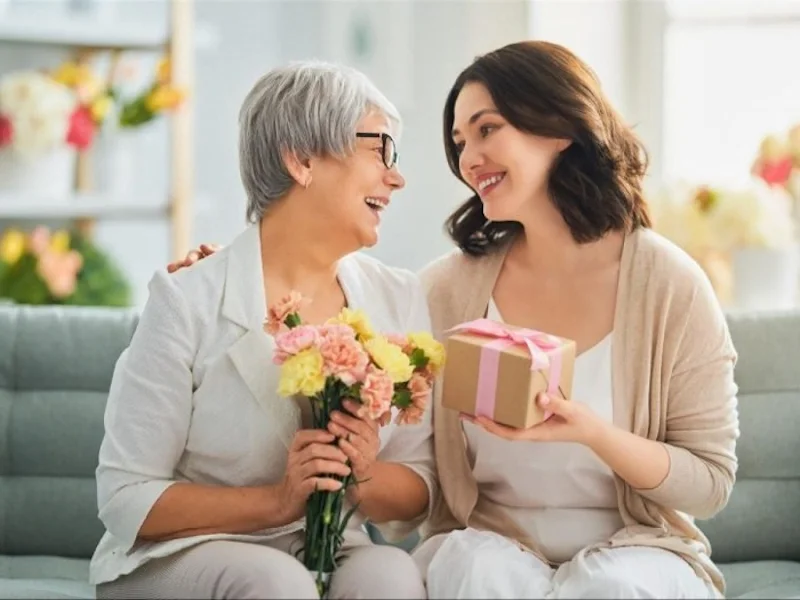 6 bộ trang sức cho người lớn tuổi sang trọng làm quà tặng