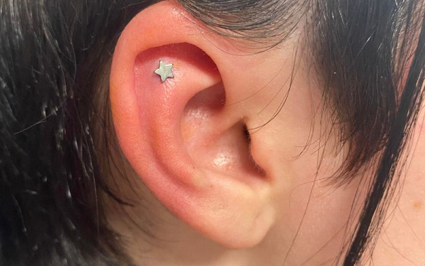 Xỏ lỗ Flat vừa độc đáo và không gây đau nhiều